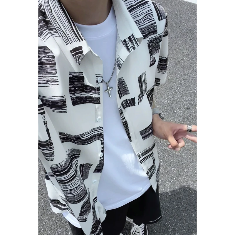 夏季冰丝短袖衬衫男款美式休闲速干衬衣青少年宽松高级感薄外套潮