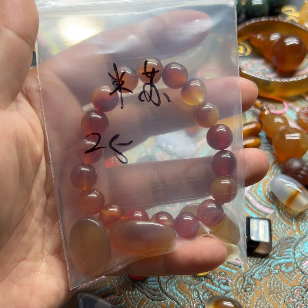 玛瑙/玉髓颈饰未镶嵌米*