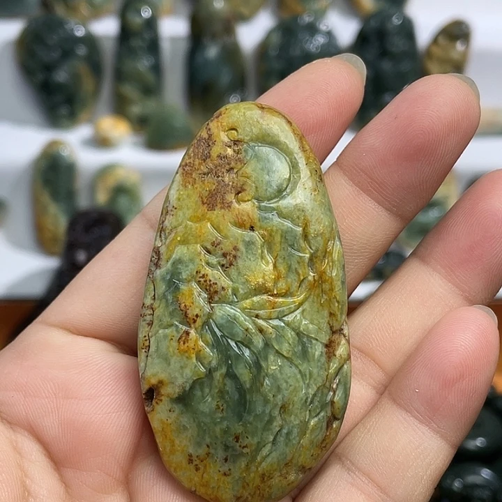岫岩河磨玉（透闪石质玉）未镶嵌吊坠(不含链)