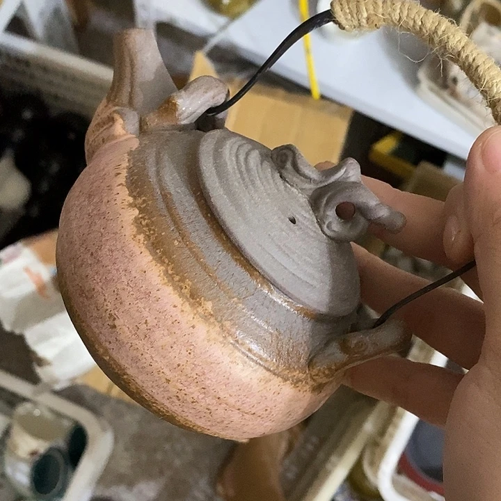 陶瓷艺术品及陶瓷壶