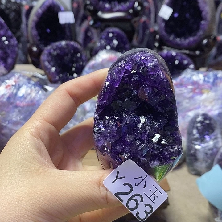 未镶嵌水晶大型摆件（非配饰）摆件