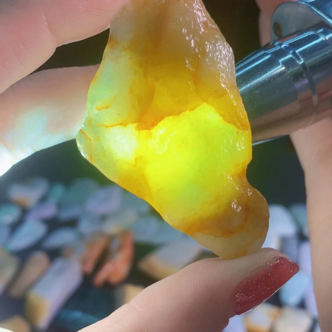 颈饰未镶嵌翡翠纯天然