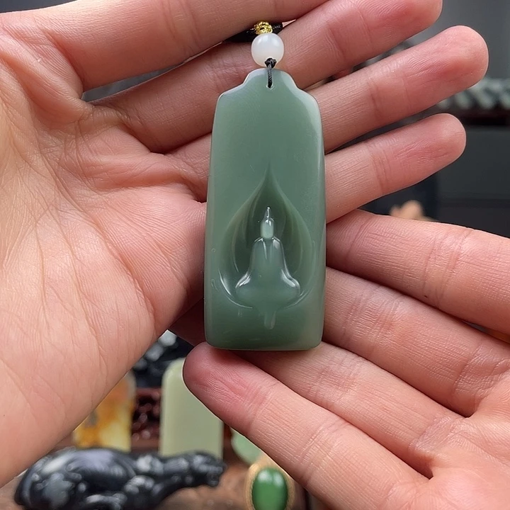 和田玉未镶嵌挂件