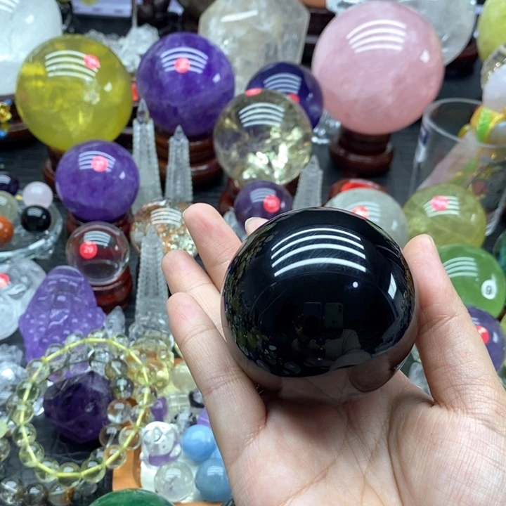 传***义石材天然水晶摆件