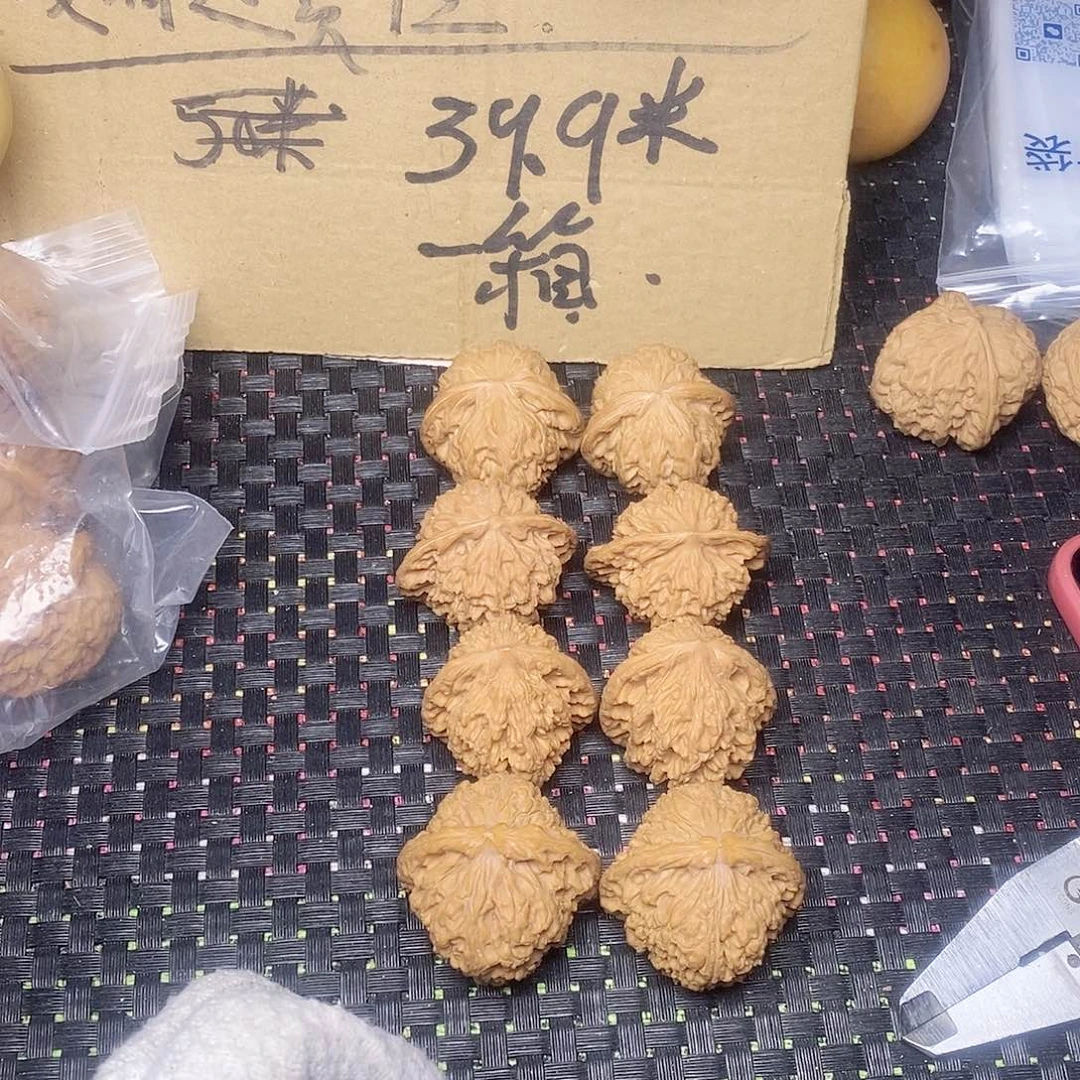 桃核把件万***部文玩核桃