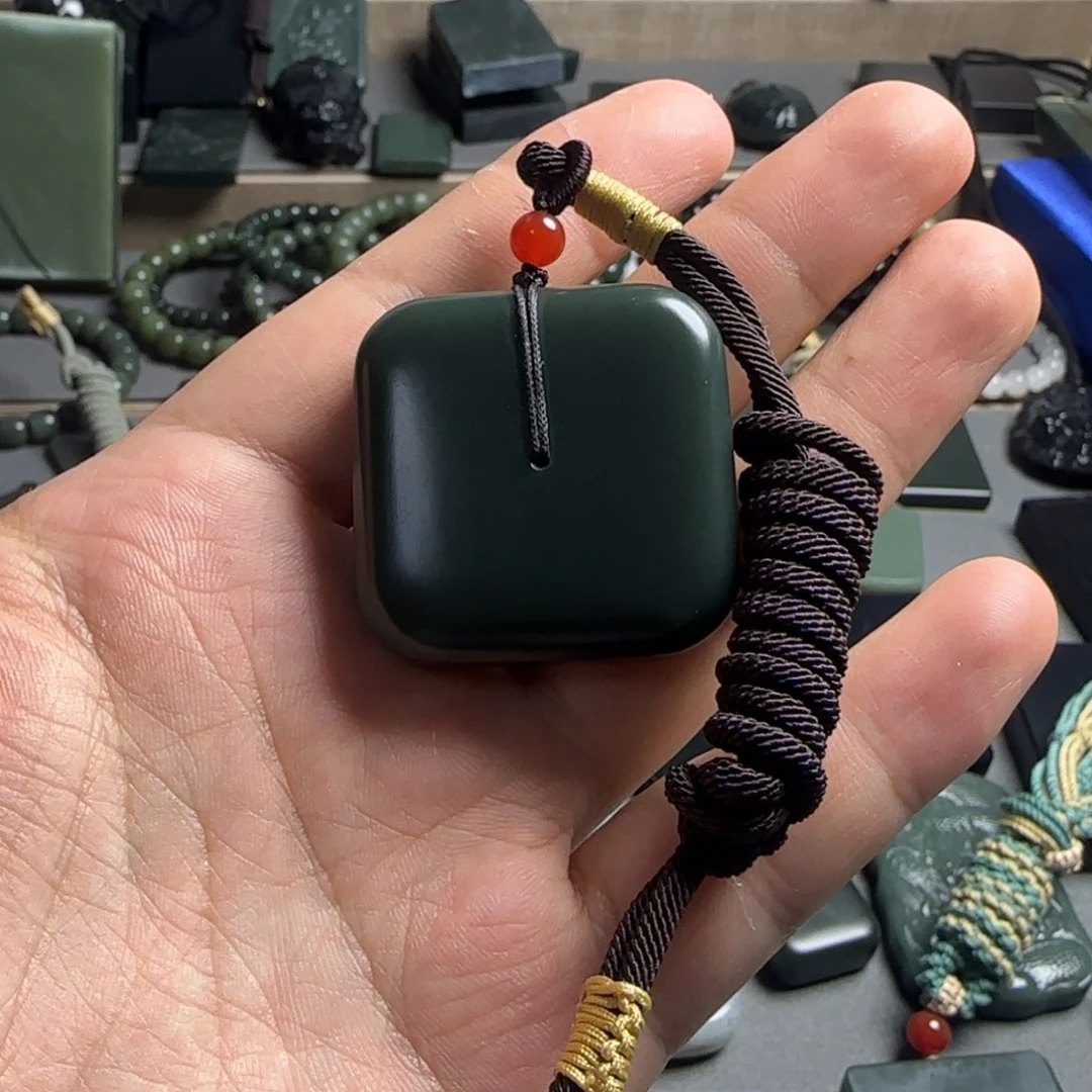 和田玉（青玉）未镶嵌吊坠(不含链)