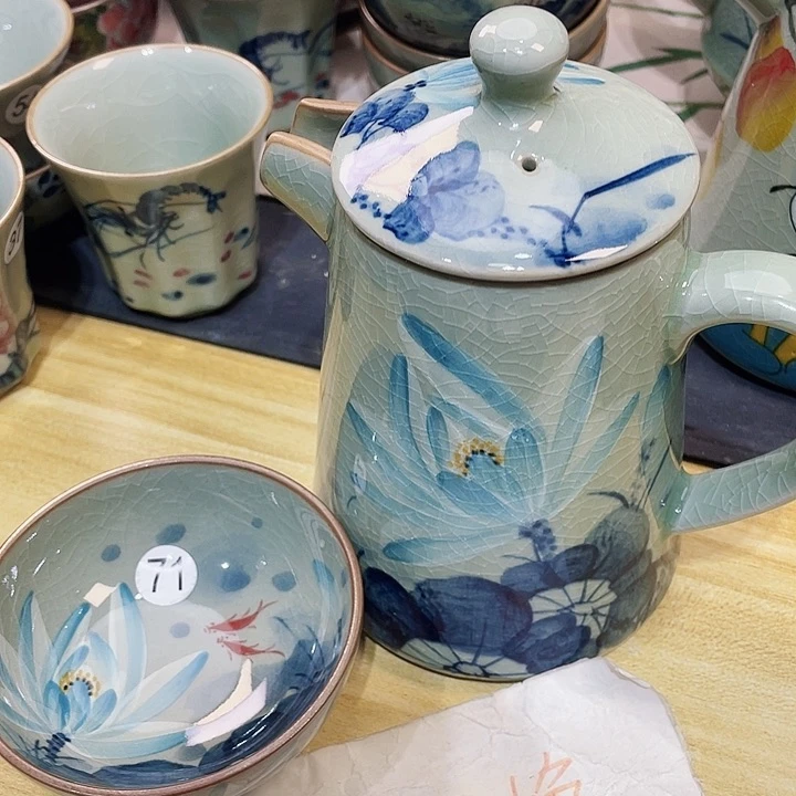 钢****蕾景德镇陶瓷艺术博物有限公司