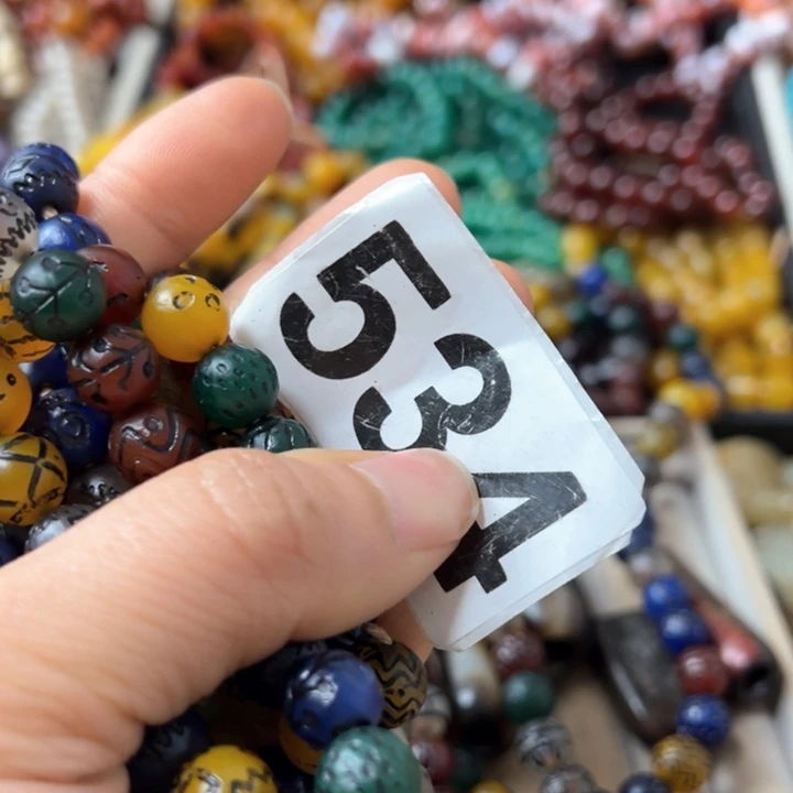 玛瑙/玉髓颈饰未镶嵌欢****事