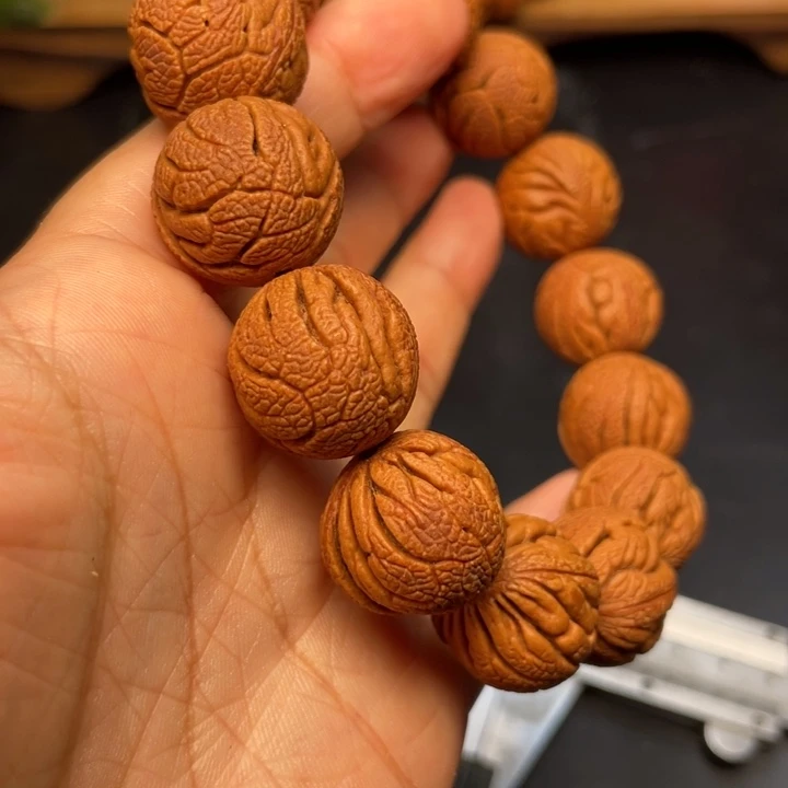 桃核手串龙纹桃核1