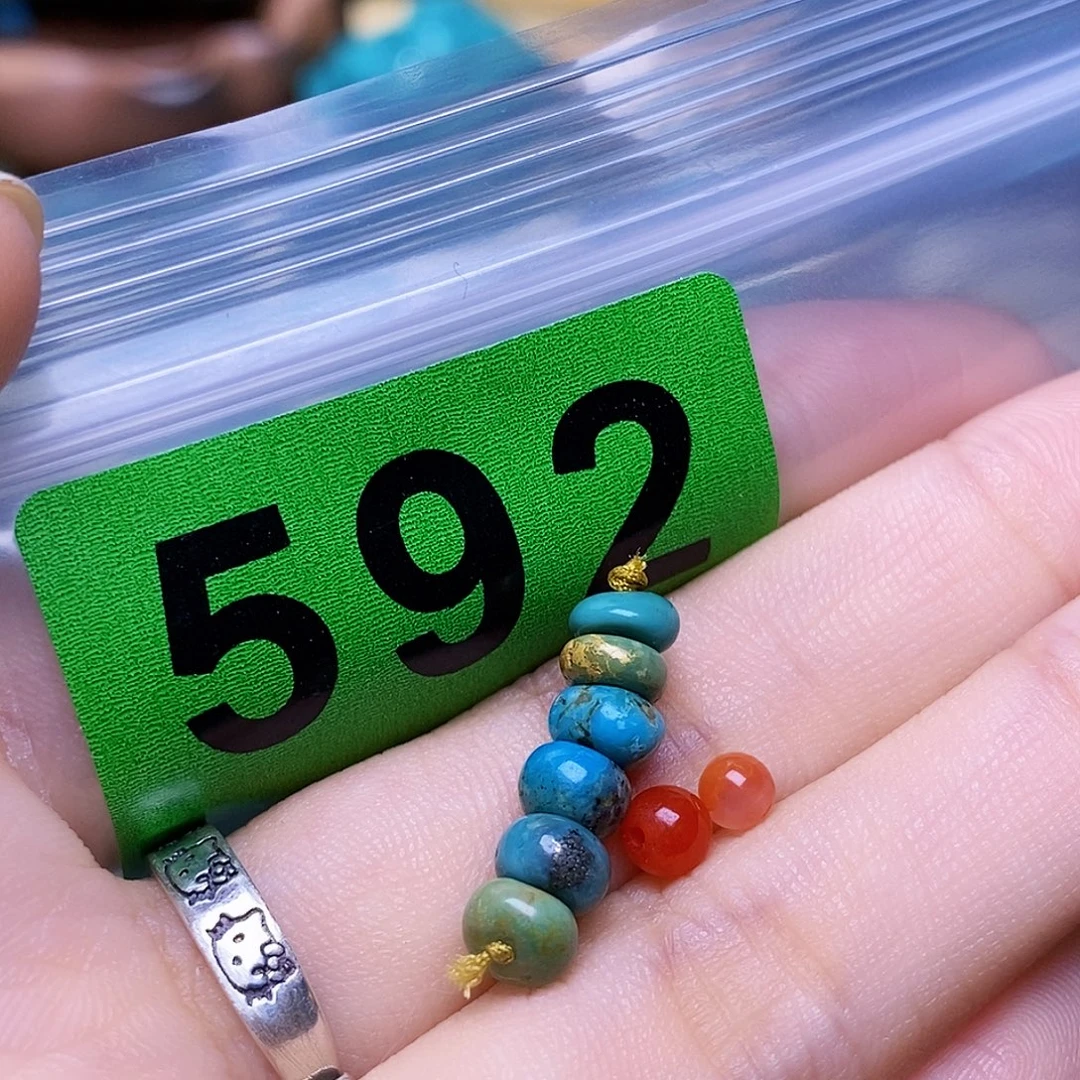 未镶嵌南红玛瑙珠宝奇石