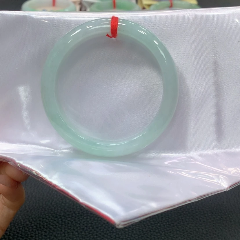 【闪购商品】翡翠手镯未镶嵌翡翠