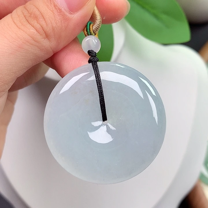 翡翠未镶嵌颈饰平安扣 38.7x6.4mm
