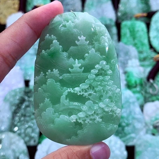 翡翠未镶嵌吊坠(不含链)