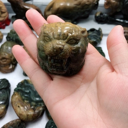 岫岩河磨玉（透闪石质玉）把件未镶嵌