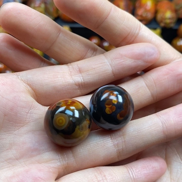 博***少玛瑙/玉髓未镶嵌圆珠战国红圆珠