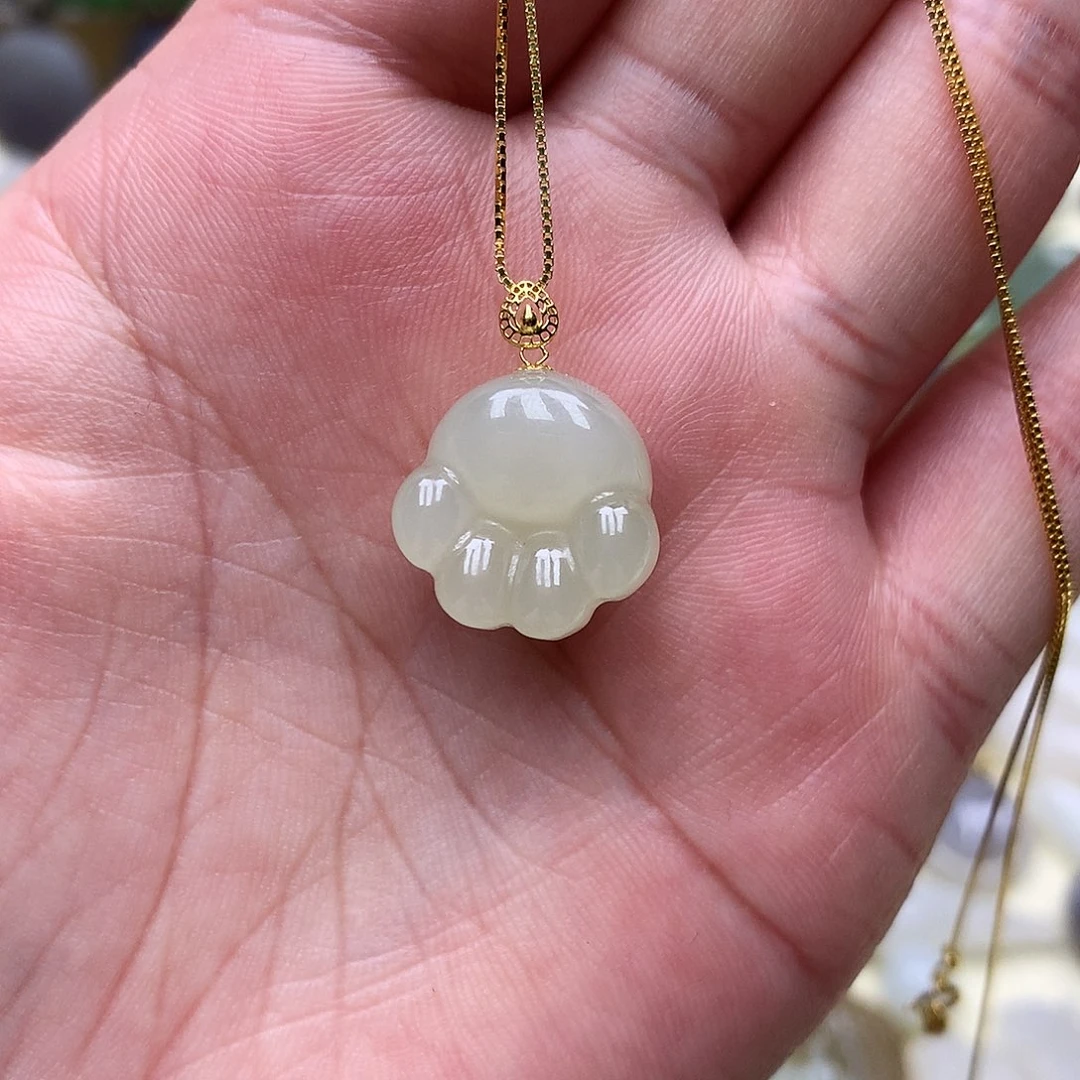 和田玉颈饰18K金镶嵌