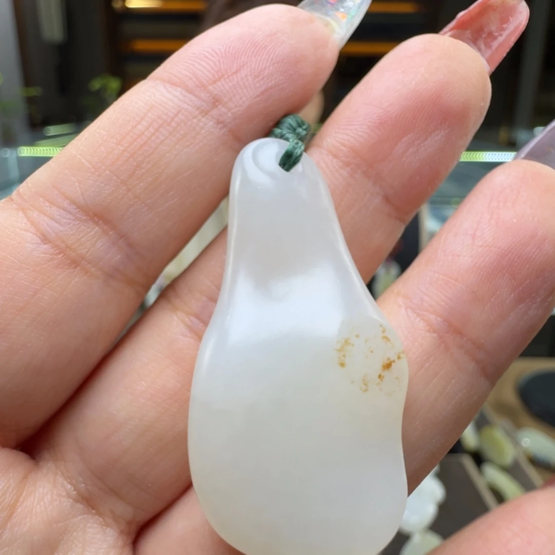 未镶嵌和田玉挂件