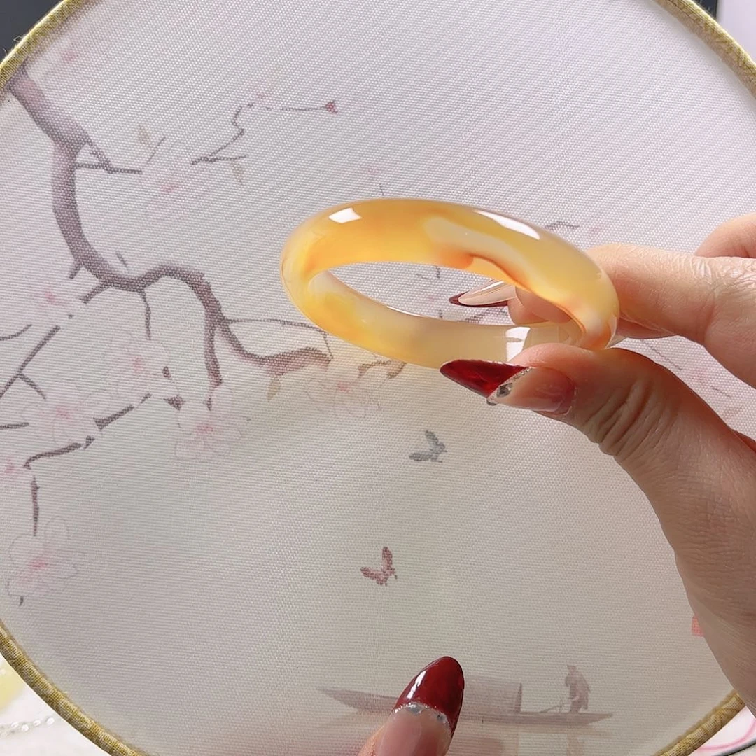 玛瑙/玉髓手镯未镶嵌?***.