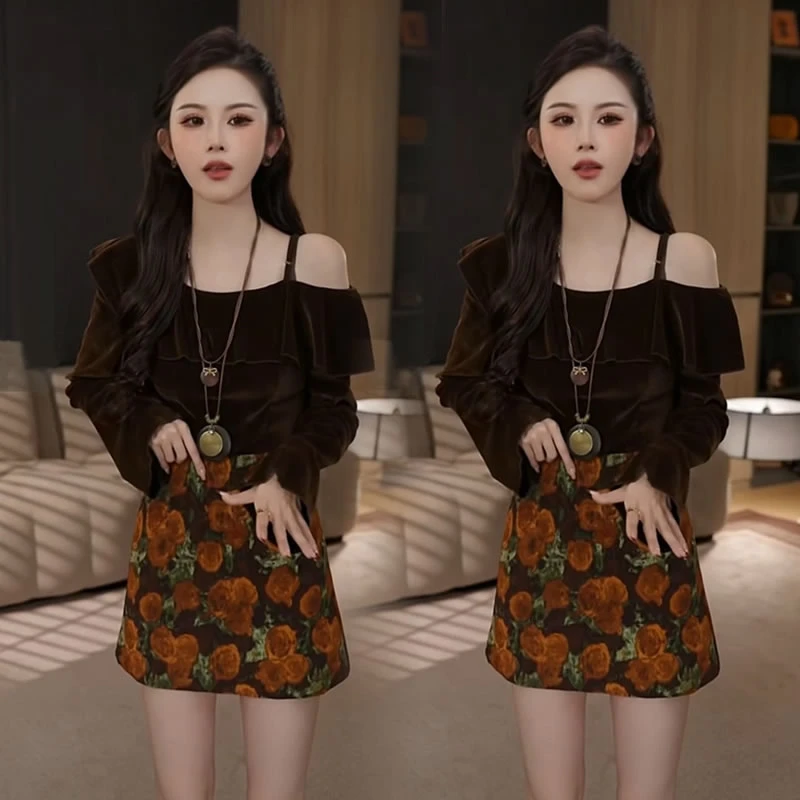 【有运费险】洋气减龄小心机露肩丝绒上衣女2025秋季新款短裙套装