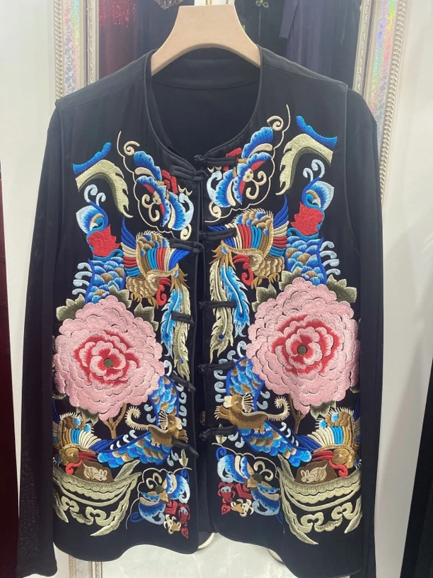 2025年春款新中式国风时尚马甲重工艺刺绣复古女士百搭