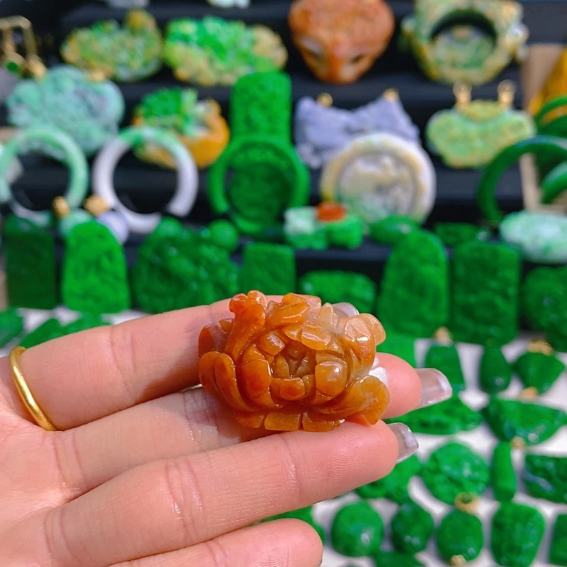 【闪购商品】翡翠颈饰未镶嵌红翡花