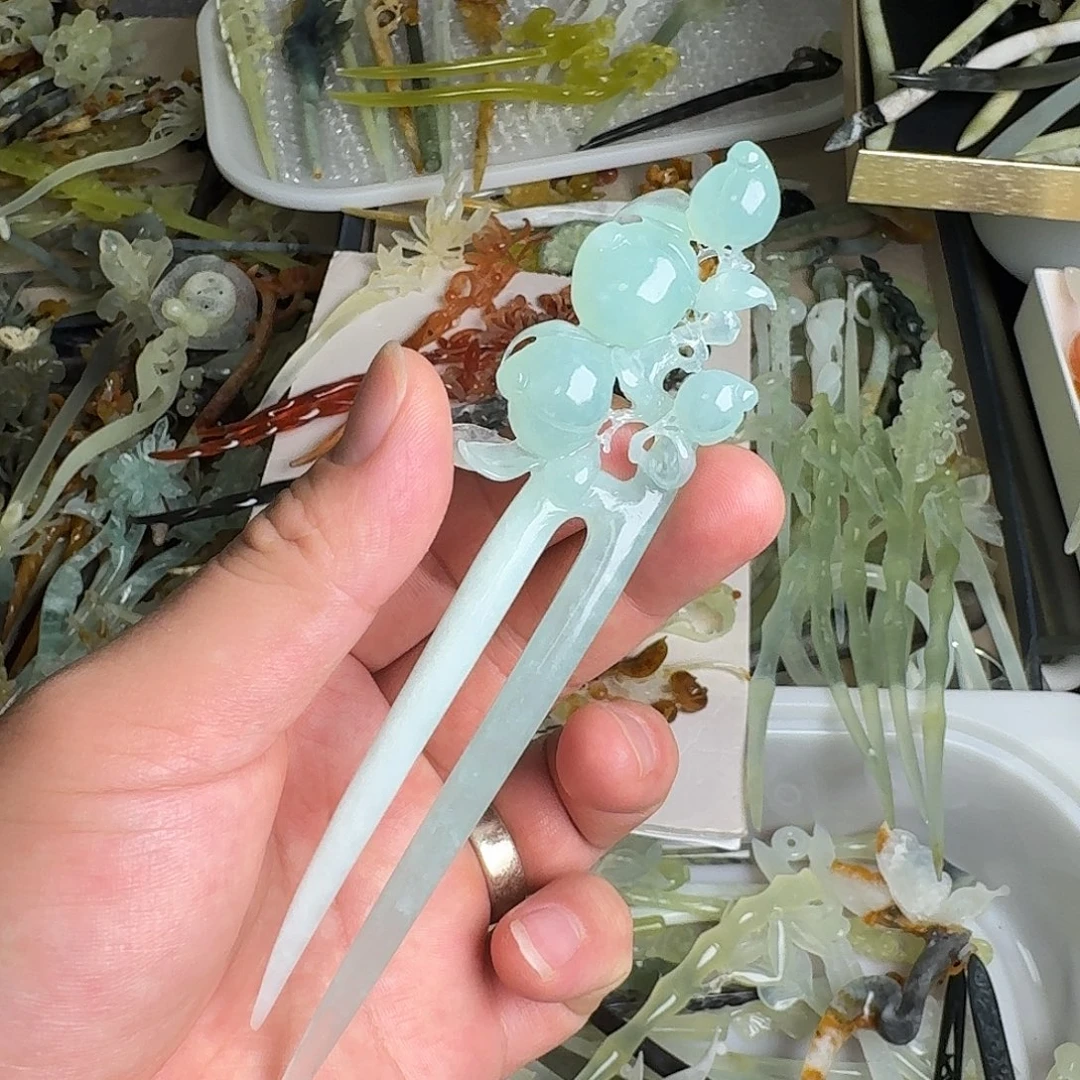 蛇纹石玉未镶嵌发饰