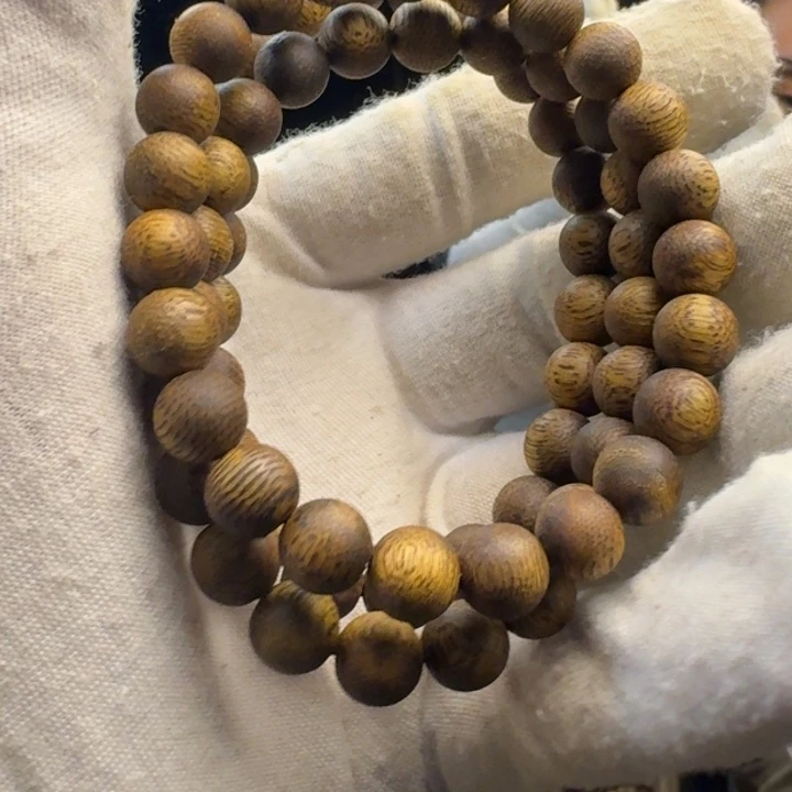 H***居手串沉香定制三圈卡8