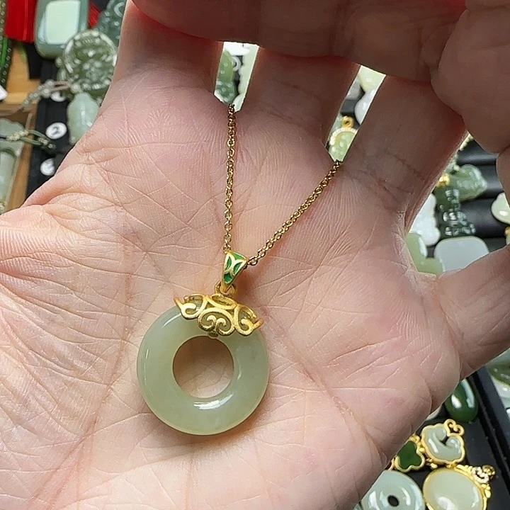 颈饰银S925镶嵌和田玉