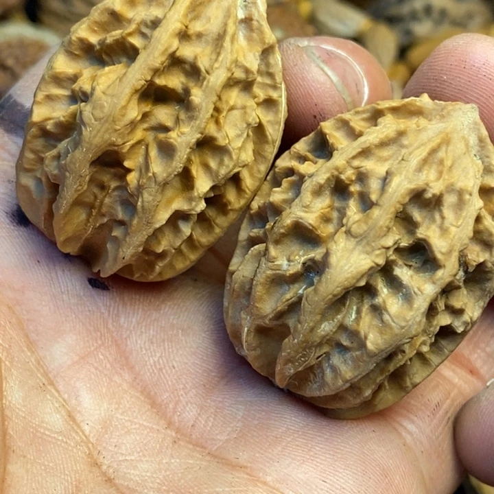 文玩核桃吊坠娜姐191