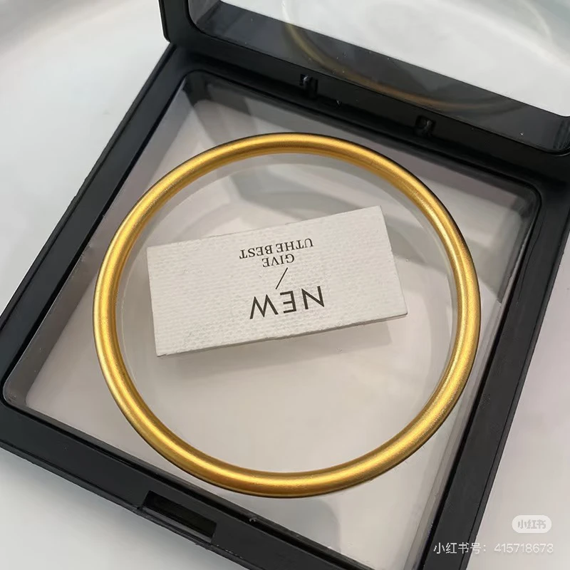 铜合金手镯 合金手镯金色实心手镯女款闭口素圈时尚精工经典磨砂