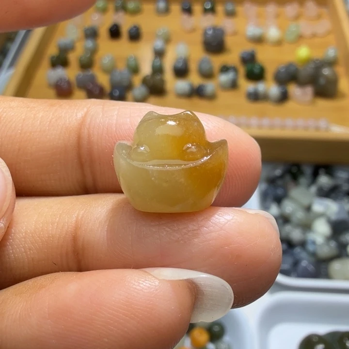 和田玉未镶嵌珠宝奇石