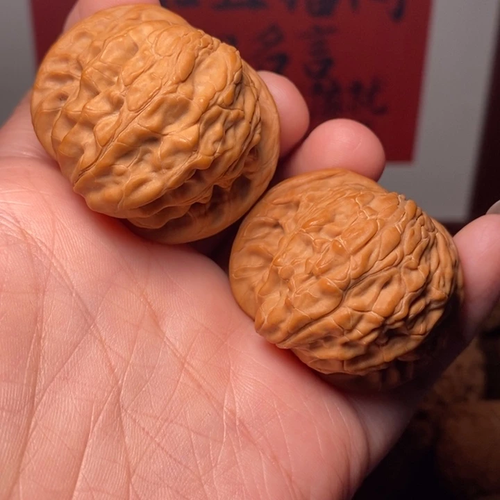 文玩核桃吊坠磨盘