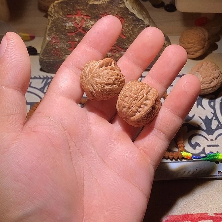 悠***哉全品没修铁锤妹妹一对
