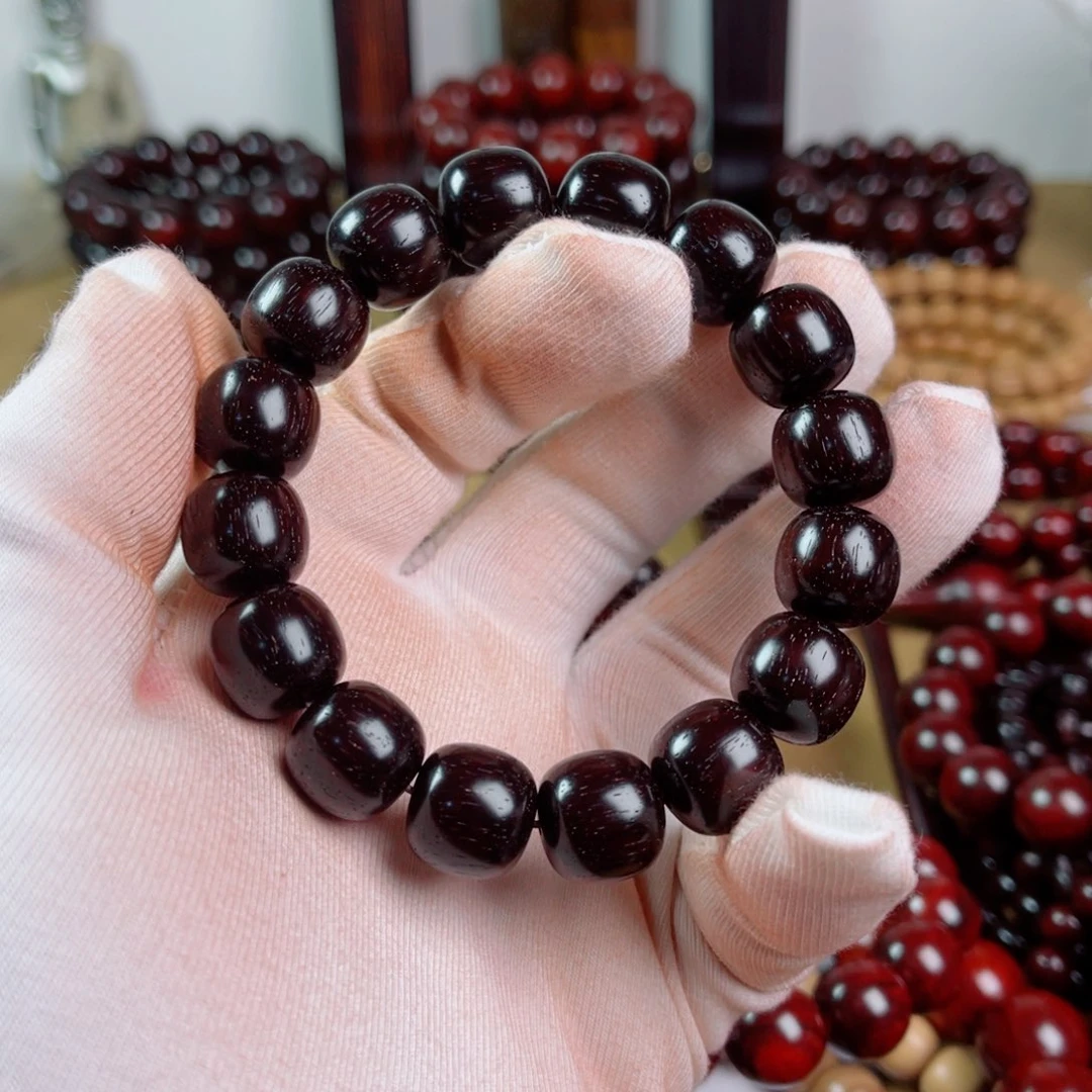 沽***人小叶紫檀手串/手链