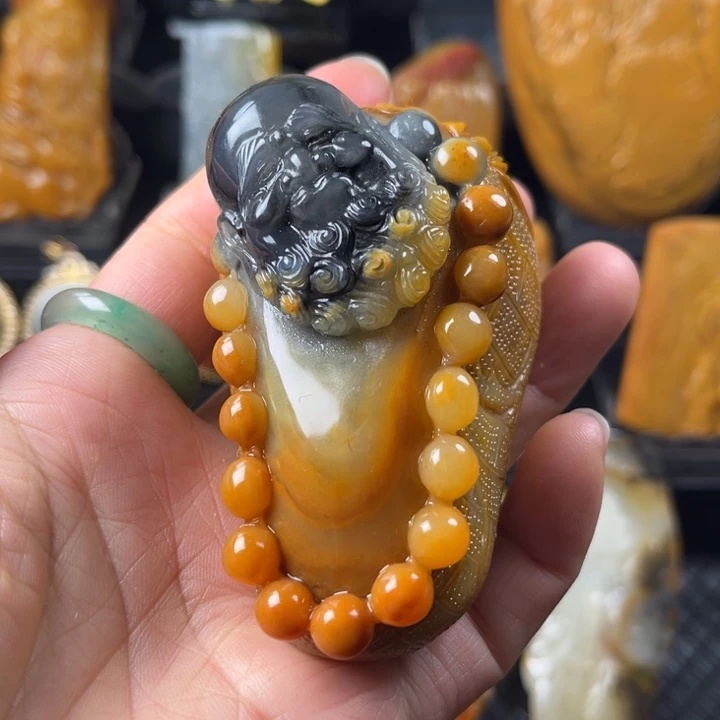 石英质玉（黄龙玉）未镶嵌手链