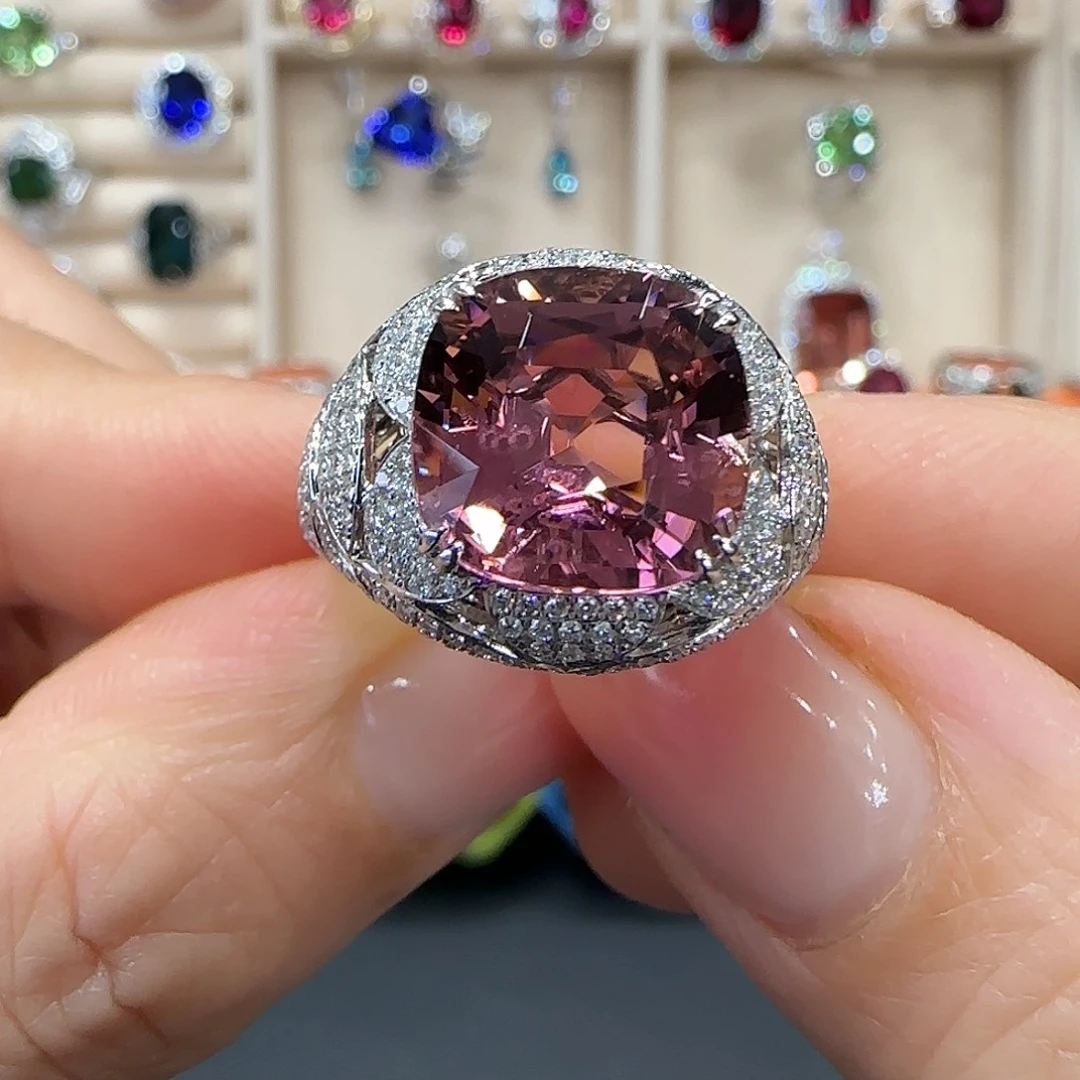18K金镶嵌戒指碧玺7.13ct