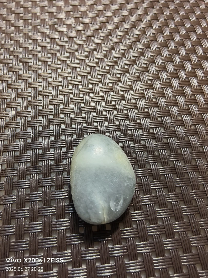 新疆黑白青花原石原皮无修规格尺寸见视频