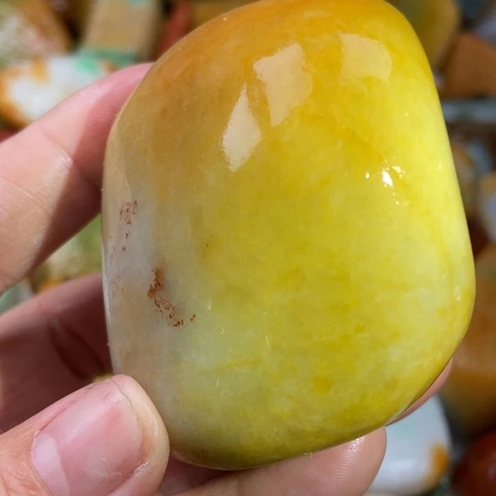 翡翠未镶嵌颈饰缅甸