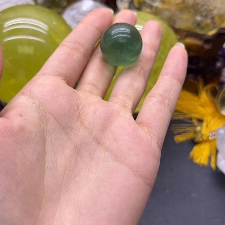 未镶嵌珠宝半成品水晶