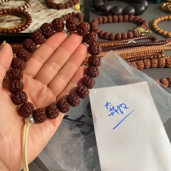 奔****吊坠金刚菩提哦哦哦哦哦哦