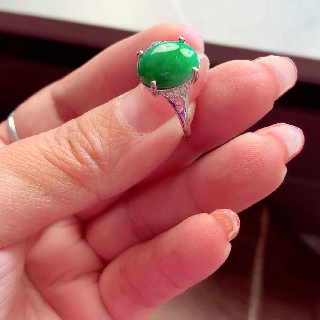 翡翠颈饰银S925镶嵌翡翠