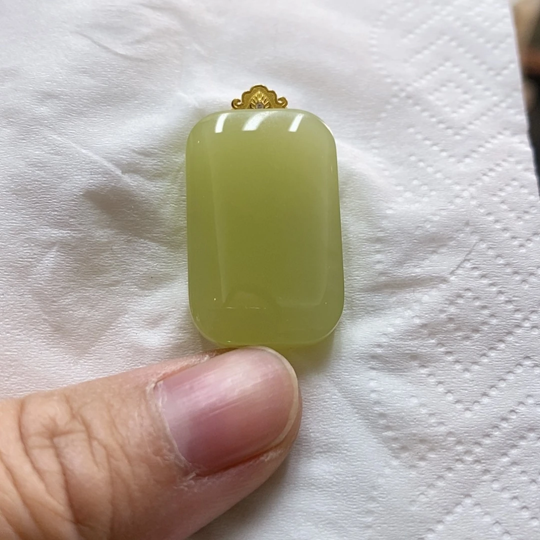 和田玉18K金镶嵌颈饰