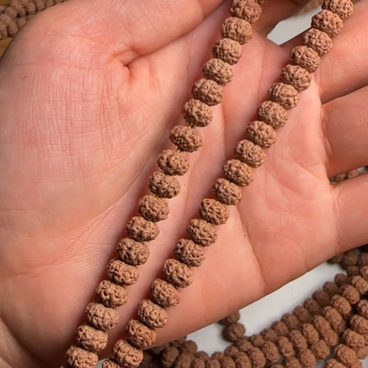 金刚菩提吊坠灭霸8左右满分