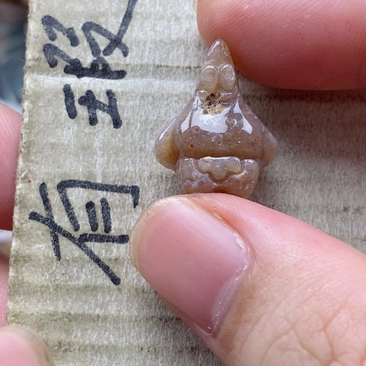 硅化珊瑚（珊瑚玉）未镶嵌颈饰程***3小