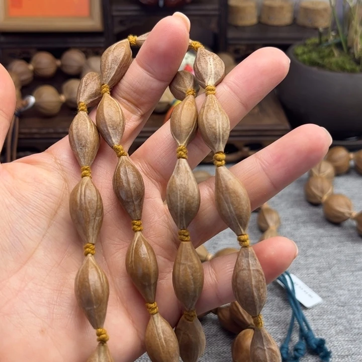 橄榄核手串/手链南*小柳叶脖挂1.2左右