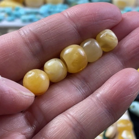 【闪购商品】未镶嵌蜜蜡裸石41坑