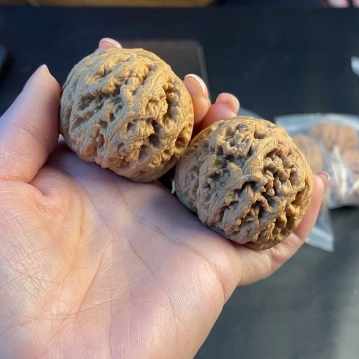 文玩核桃把件46粗筋88