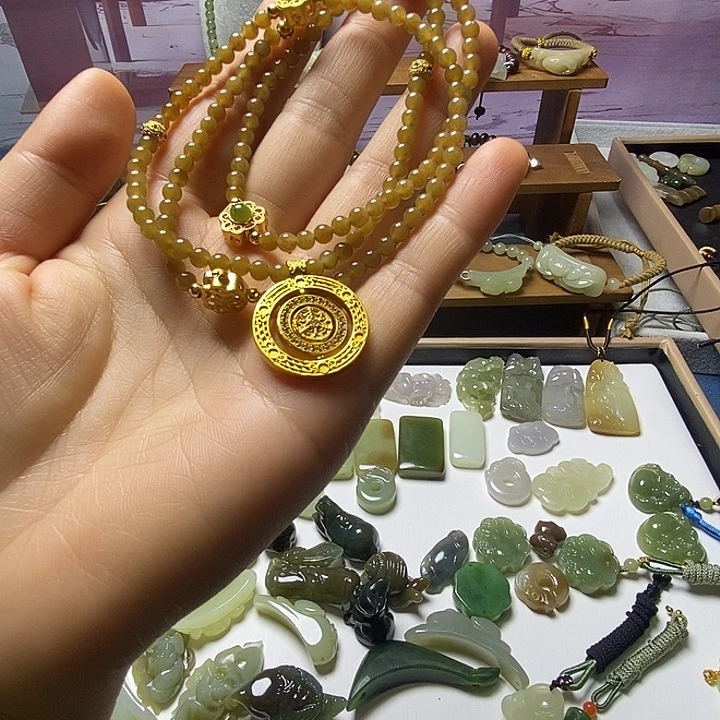 岑***～和田玉（糖玉）未镶嵌颈饰