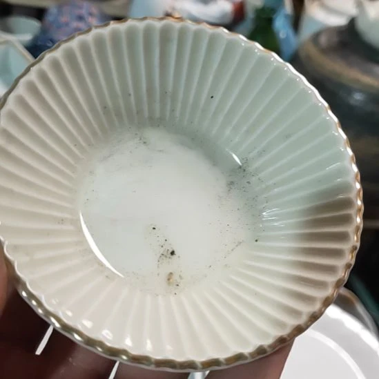 *****茶盏瓷器活动了一下就