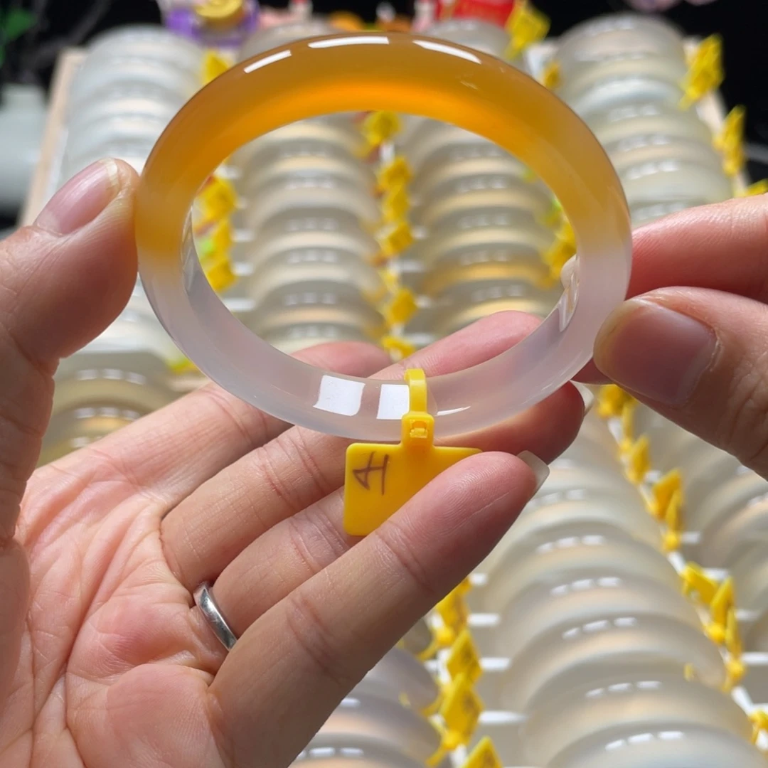 玛瑙/玉髓未镶嵌手镯